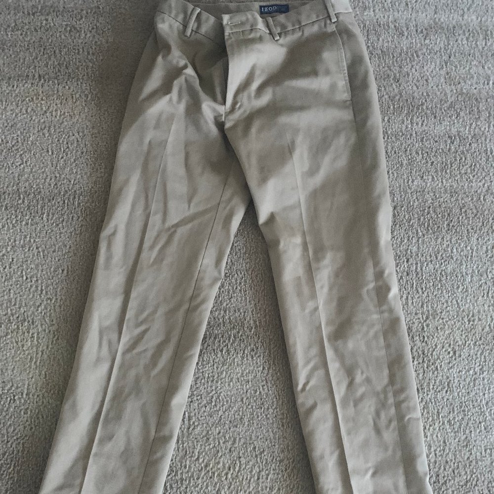 Izod 32x32 Madison Slim Chino